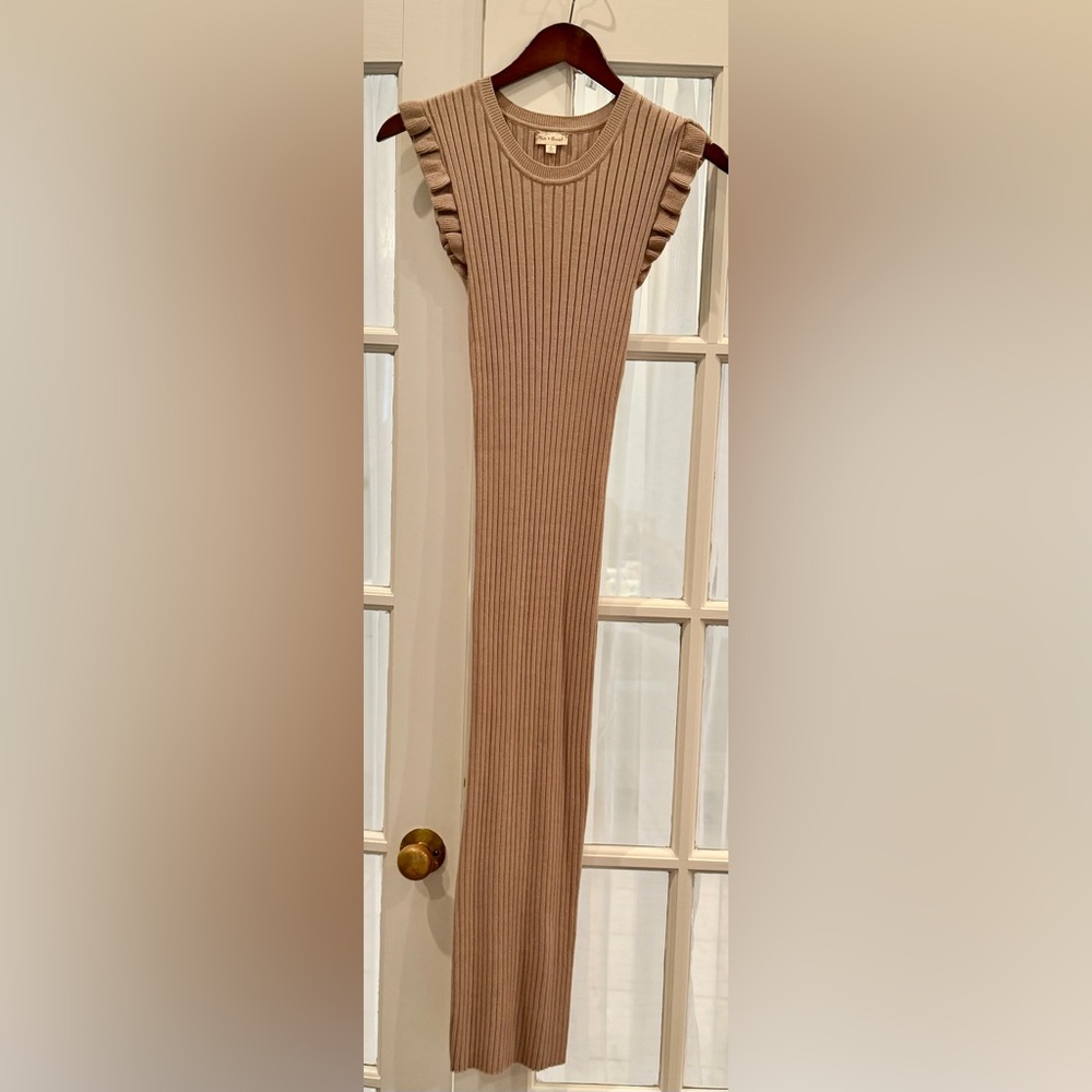 Hem & Thread Tan Maxi Dress